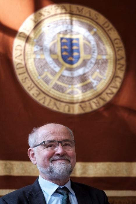 Conferencia Premio Nobel Erwin Neher