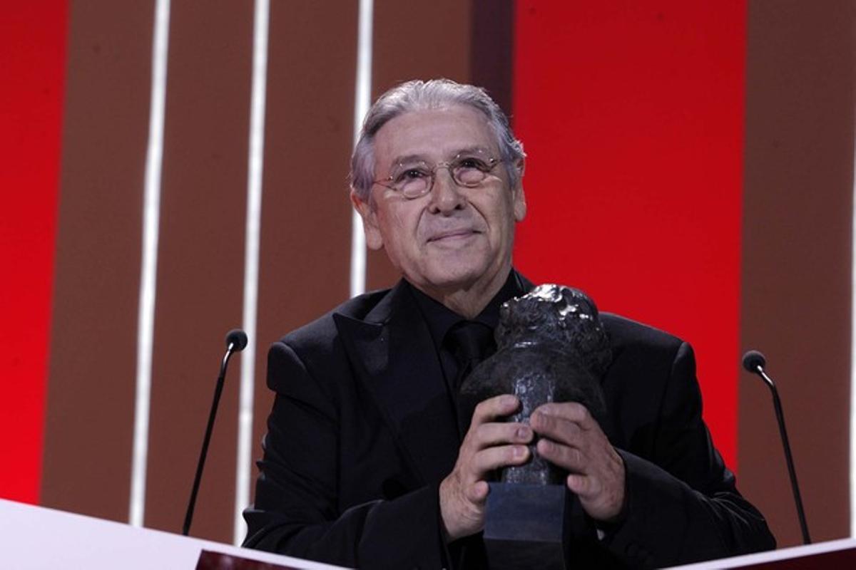 Jordi Dauder, con el Goya al mejor secundario por su papel en ’Camino’, en el 2009. DAVID CASTRO Jordi Dauder, con el Goya al mejor secundario por su papel en ’Camino’, en el 2009. DAVID CASTRO