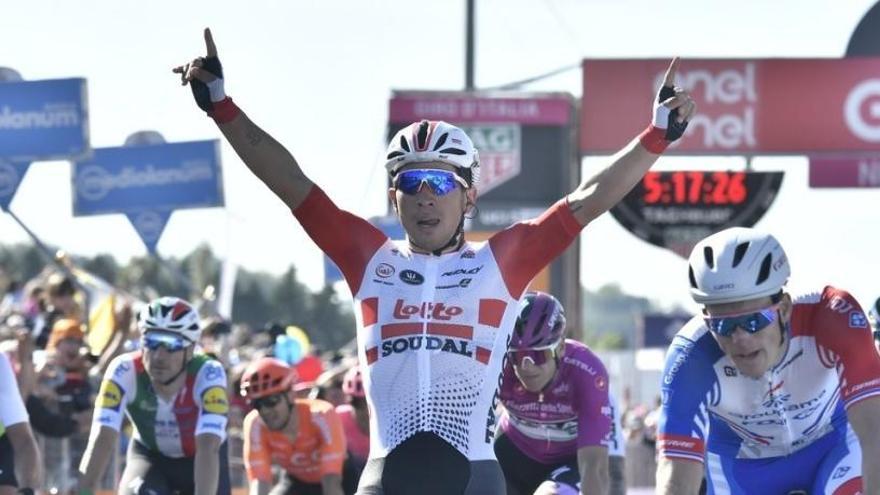 Caleb Ewan gana la undécima etapa del Giro de Italia de 2019.