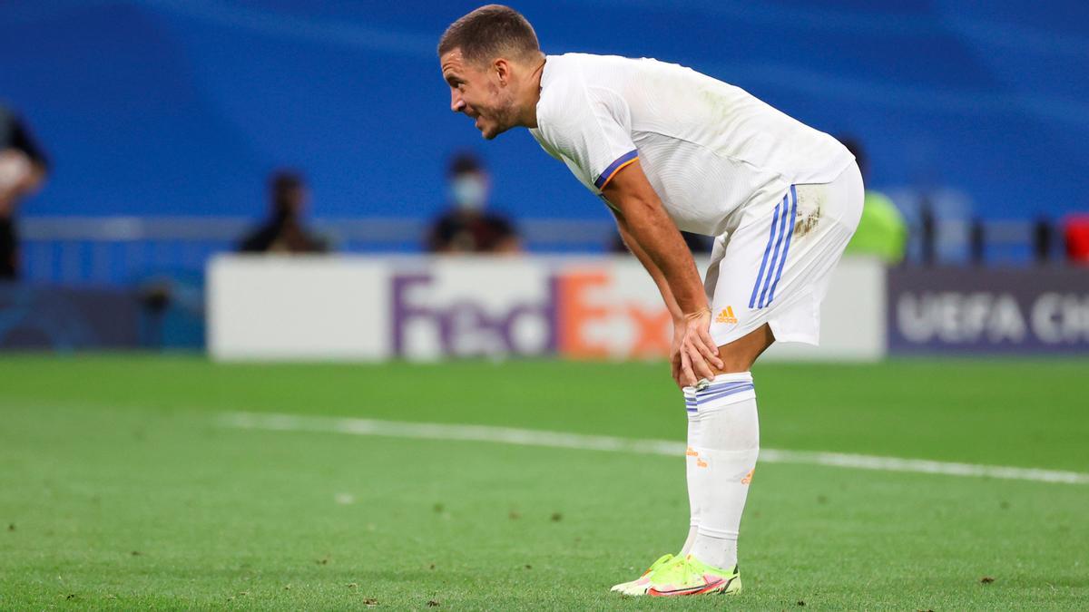 Hazard se lamenta durante el encuentro ante el Sheriff