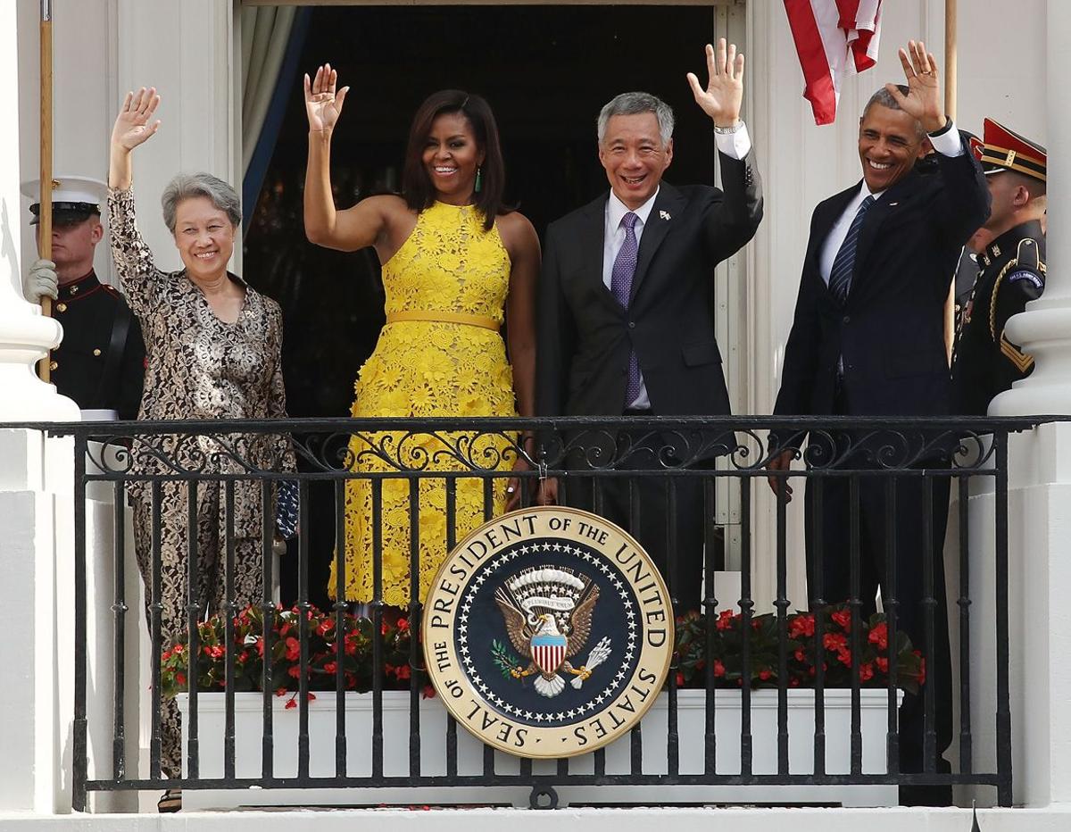 Michelle Obama con vestido amarillo de Naeem Khan