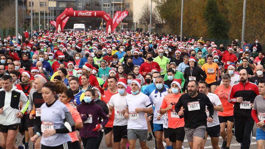 La carrera Popular de Nochebuena de Gijón, en imágenes