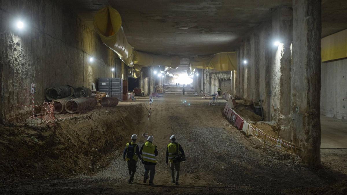 Visita institucional a las obras del canal de acceso ferroviario