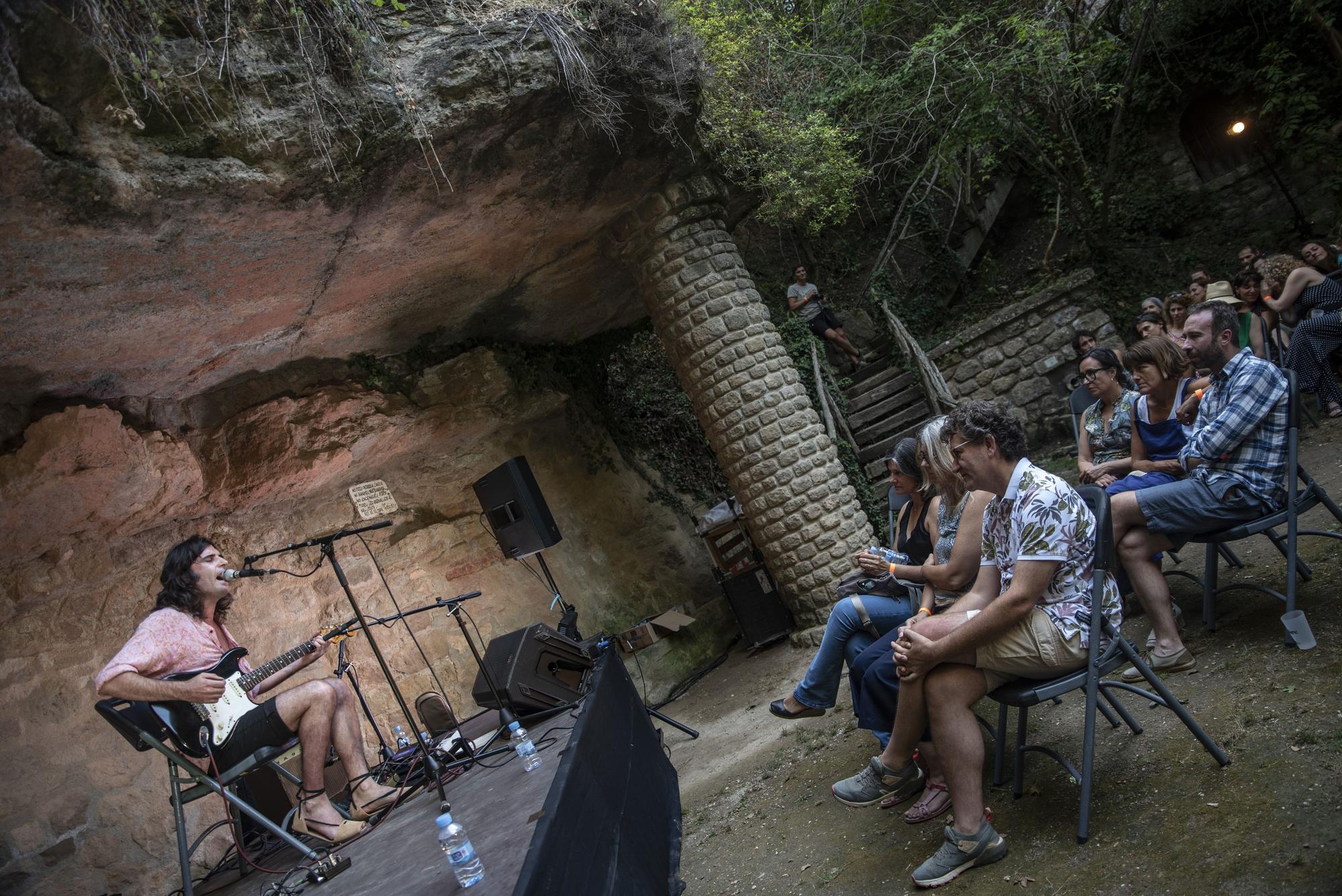 El festival multidisciplinari La Mare es consolida i omple els seus dos espais