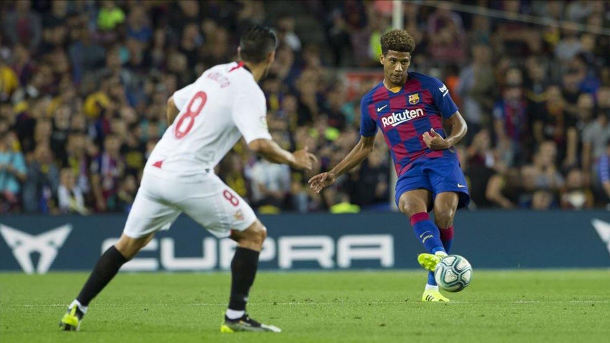 Jean Clair Todibo no pudo acabar su primer partido en el Camp Nou