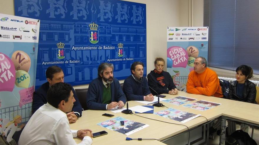 La Ciclocabalgata solidaria de Badajoz premiará a la familia y al niño mejor disfrazados