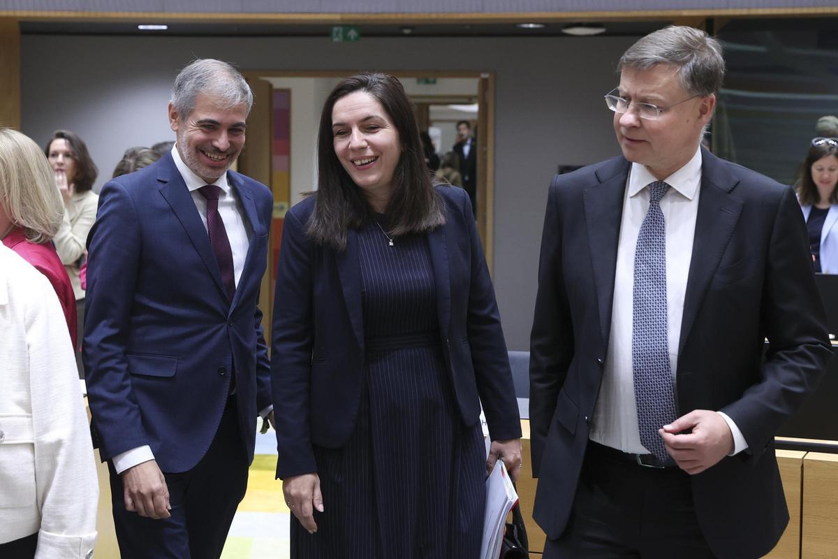 Espanya insisteix a vincular l’ampliació de la UE amb l’oficialitat del català