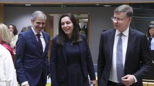 Espanya insisteix a vincular l’ampliació de la UE amb l’oficialitat del català