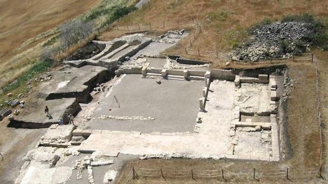 Imagen de la antigua ciudad de Acinipo.