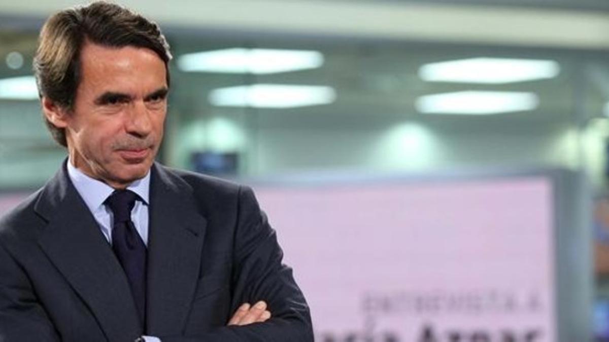 El expresidente José María Aznar, en el plató de Antena 3, antes de ser entrevistado.