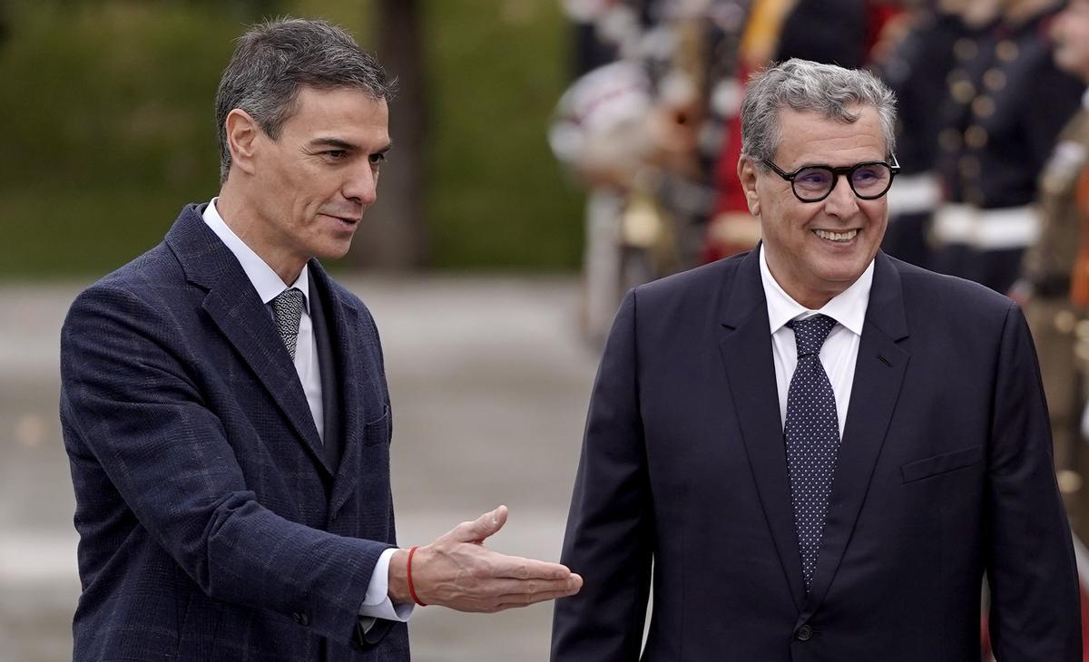 edro Sánchez, presidente del Gobierno y Aziz Akhannouch, presidente del Gobierno de Marruecos. XIII Reunión de Alto Nivel España - Marruecos.