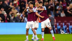 El Aston Villa celebra la victoria ante el Tottenham