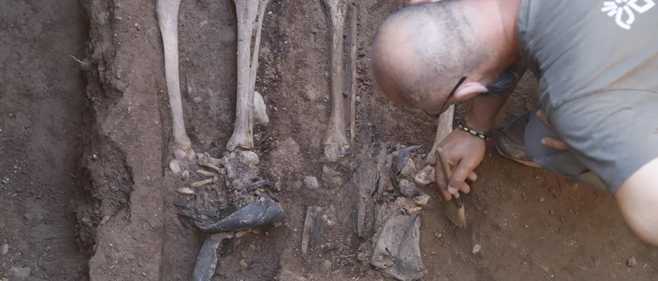 Cuerpos aparecidos en los sondeos que realiza Aranzadi en el cementerio de San Rafael.