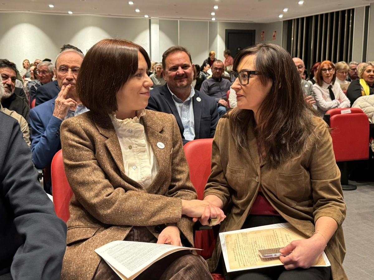 Diana Morant y Nati Fajardo, en un momento del acto.