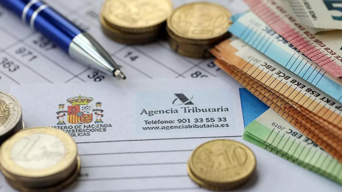 El nuevo regalo de Hacienda para las familias con hijos: te devuelve 1.000 euros en la declaración de la renta