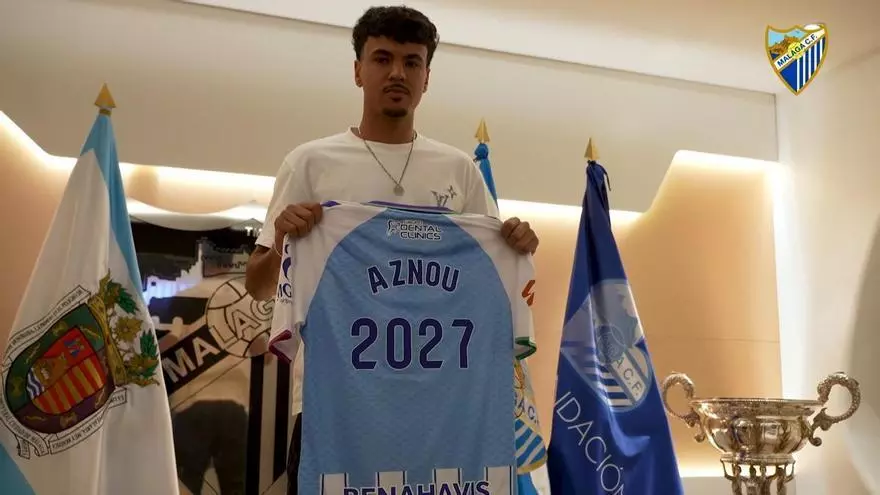 El Málaga ficha a Adam Aznou