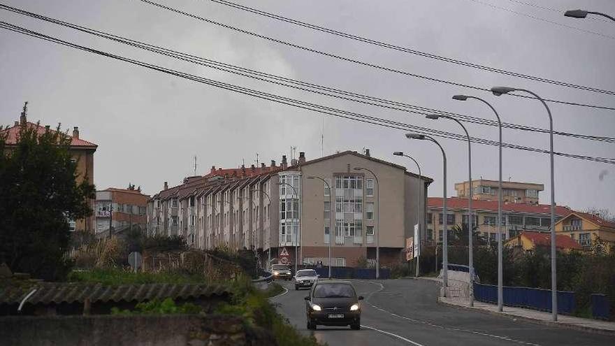 Vista de la carretera de Pastoriza, donde está proyectado el enlace de Meicende.