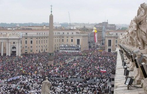 La Iglesia católiza canoniza a los papas Juan XXIII y Juan Pablo II en el Vaticano