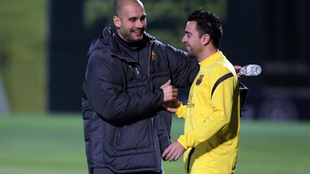 Xavi y Guardiola hablan regularmente, según admitió el egarense