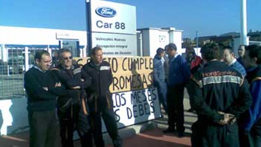 Protesta de los empleados de Ford Cáceres