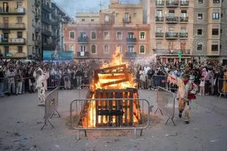 Hogueras y verbenas de Sant Joan 2025 en Barcelona