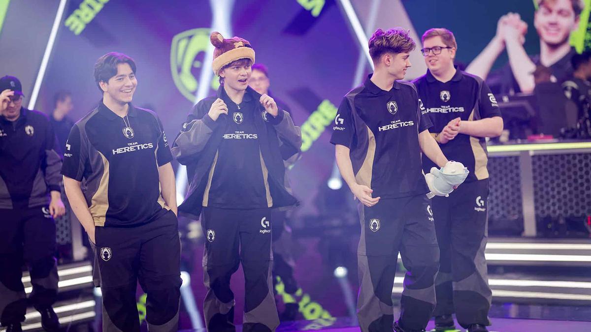 Team Heretics mantiene el ritmo mientras KOI y GIANTX se hunden.