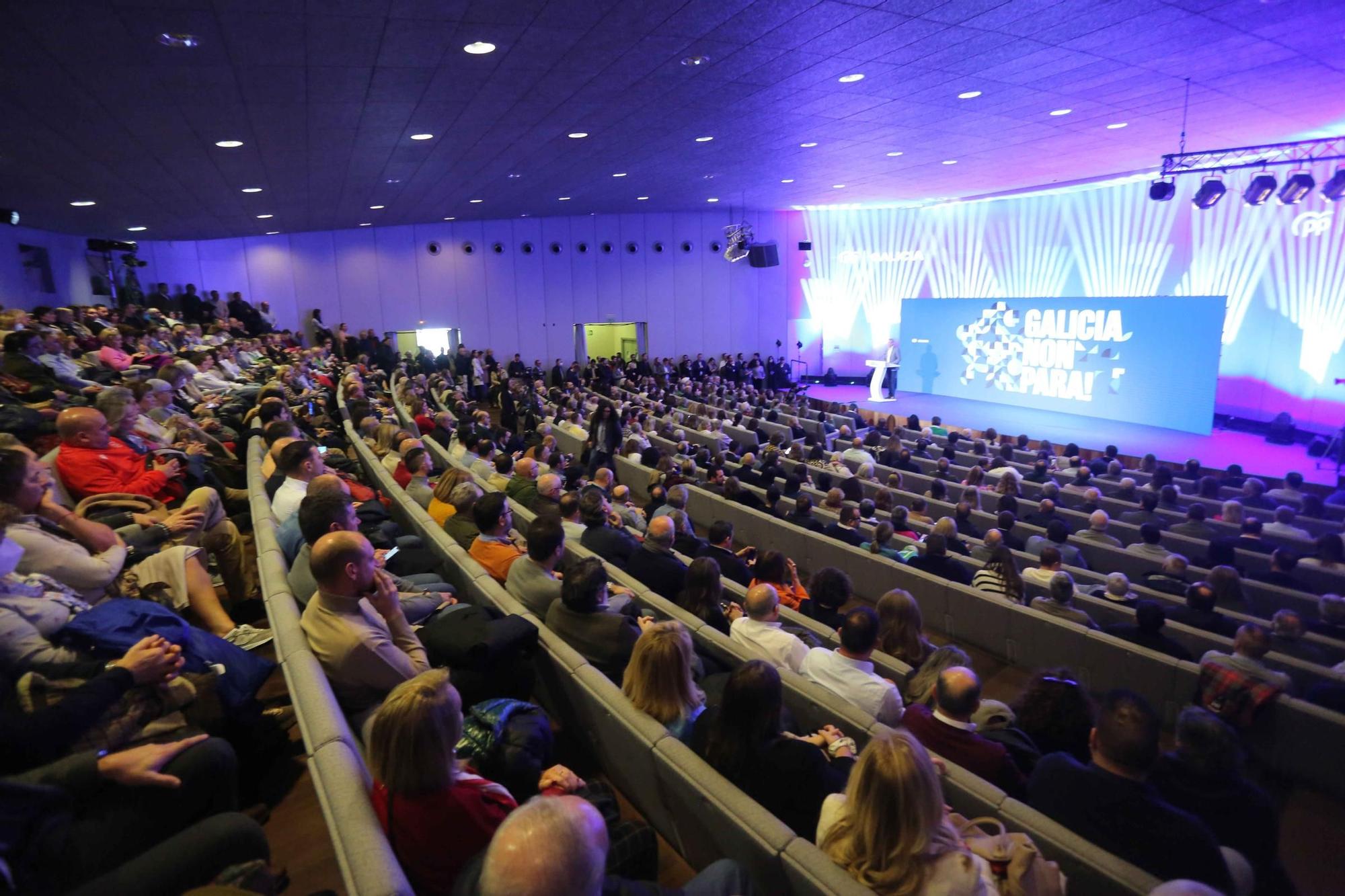 Rueda recibe en A Coruña el poyo de los líderes autonómicos del PP