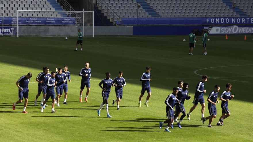 Dos jugadores del Oviedo, positivos en covid-19