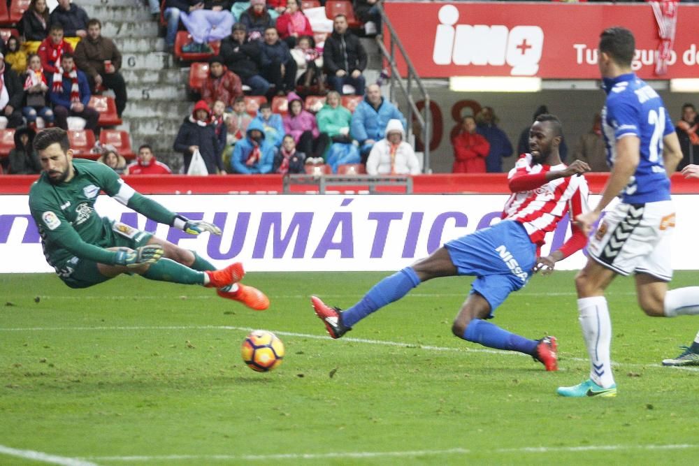 El partido entre el Sporting y el Alavés, en imágenes