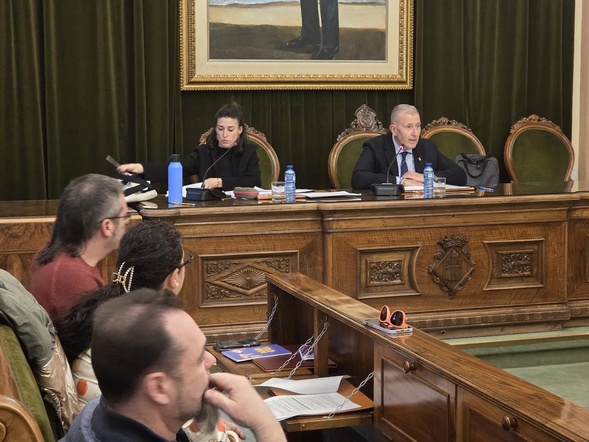 El concejal de Cultura en funciones, Vicetn Sales, ha presidido la reunión.