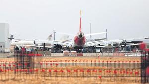 Aviones en el aeropuerto de Teruel.