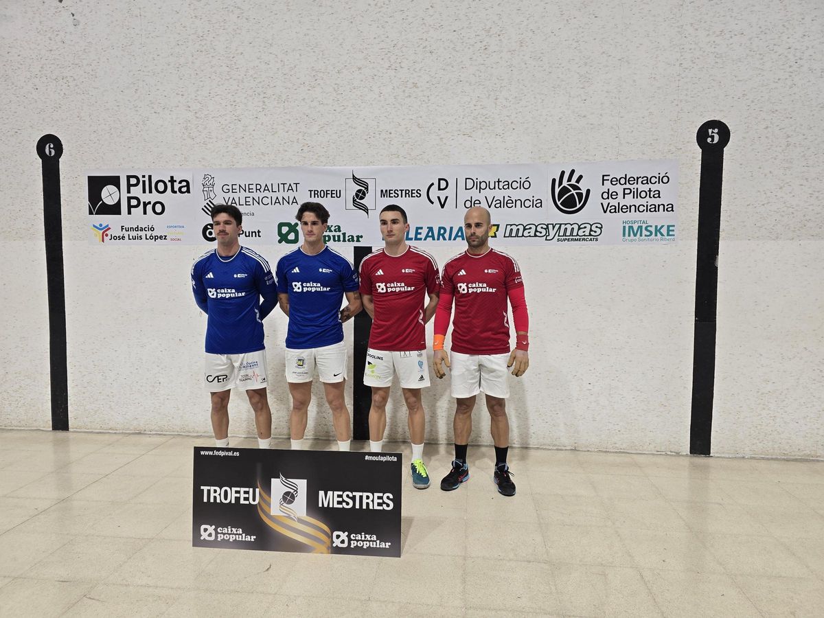 Seve i Vicent contra Iván i Brisca a la semifinal del Trofeu Mestres.