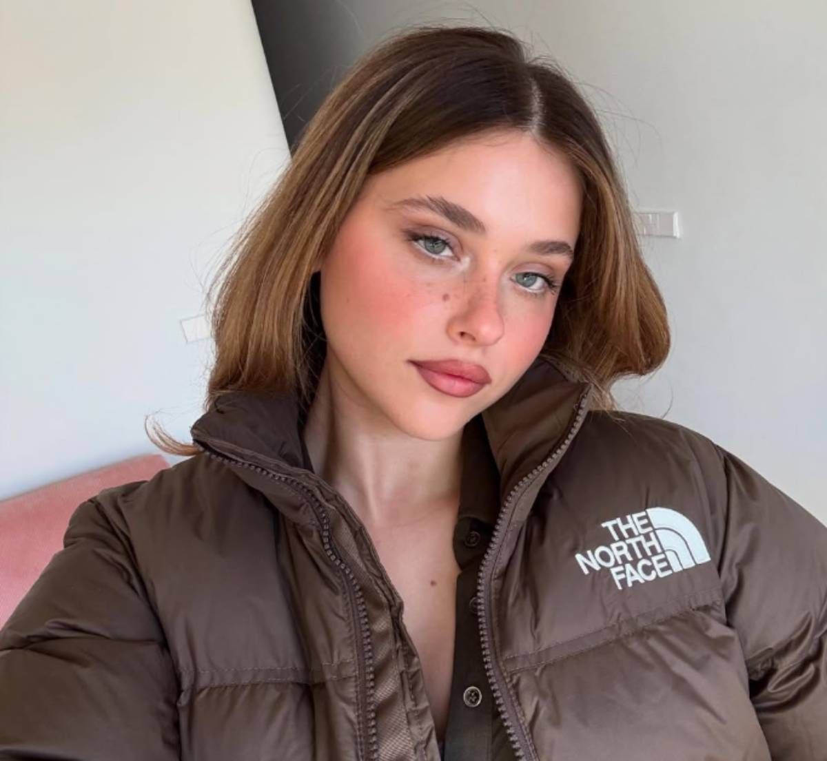 La pullita de Nicole Wallace a Gabriel Guevara