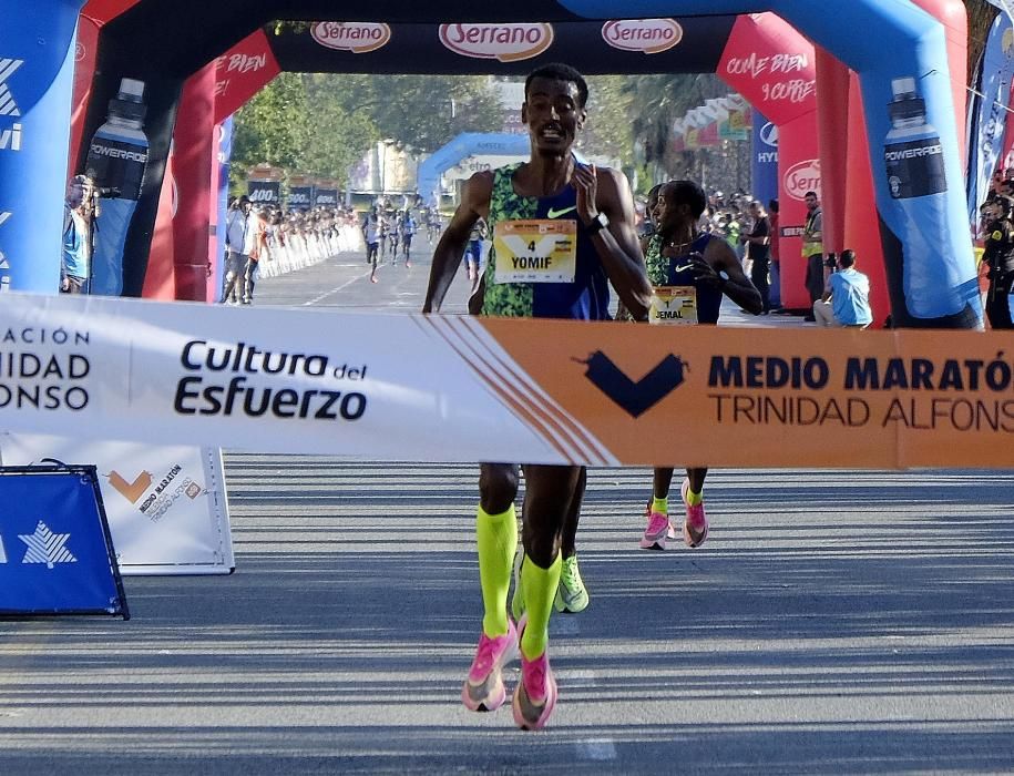 Las mejores imágenes del Medio Maratón Valencia Tr