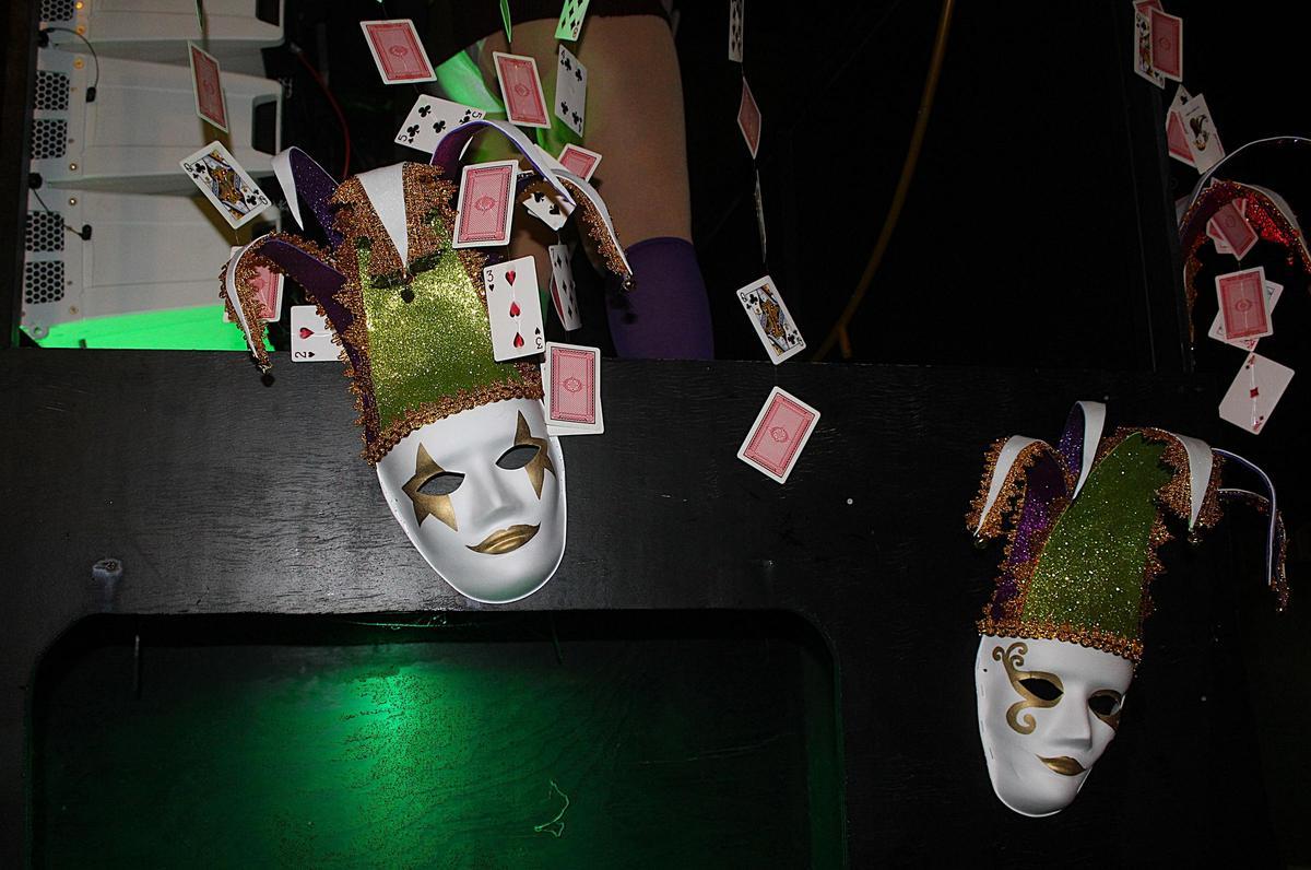 Galería de fotos del desfile nocturno del Carnaval de Alcalà de Xivert