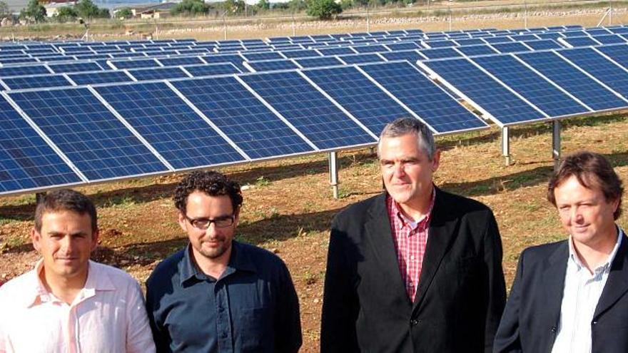 Miquel Galmés, Jordi Quer, Heinz Torwie y Rafael Puigcercós, impulsores del parque, ayer.