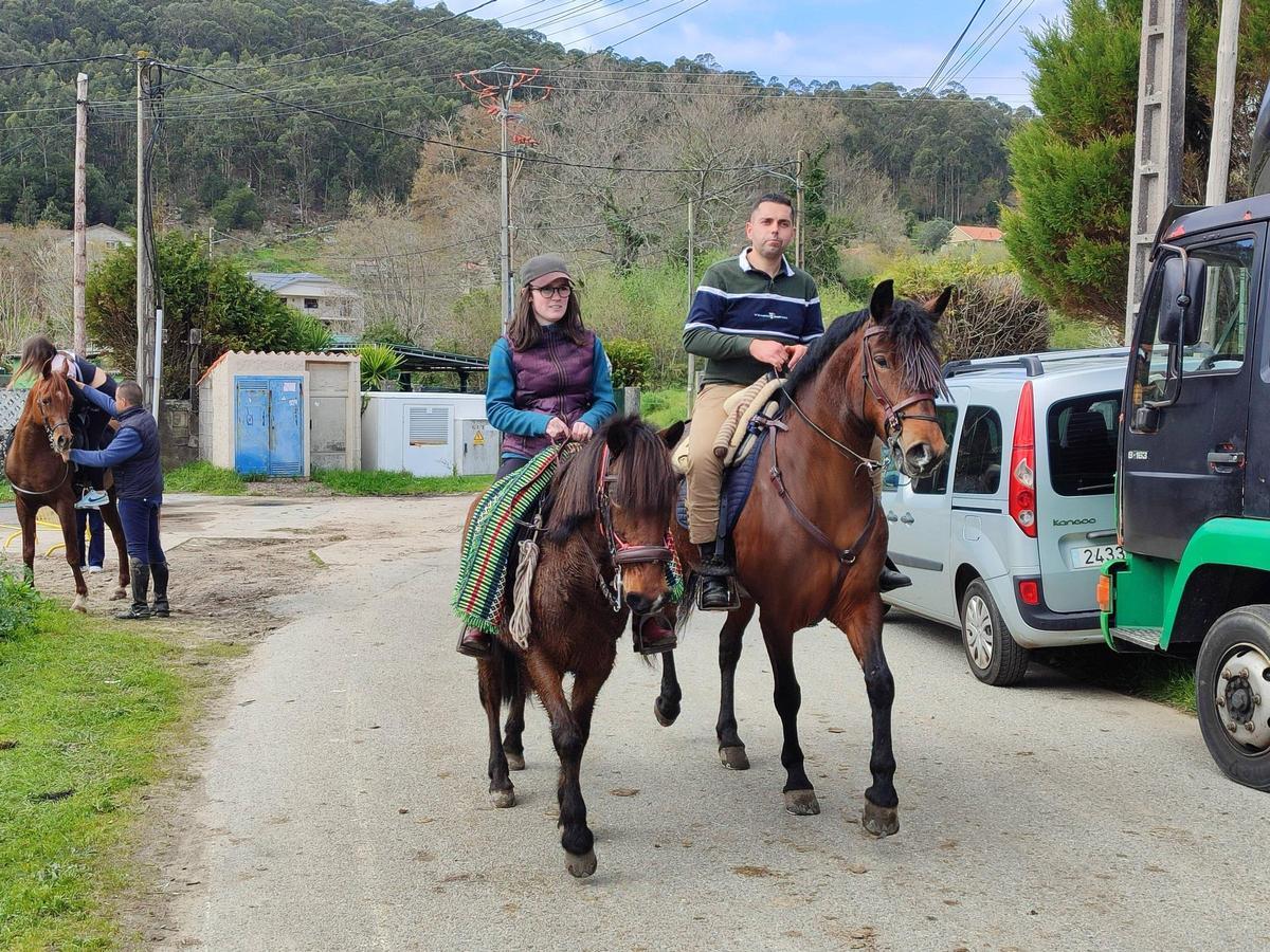 Participantes en la XIII Xuntaza Cabalar pola Costa