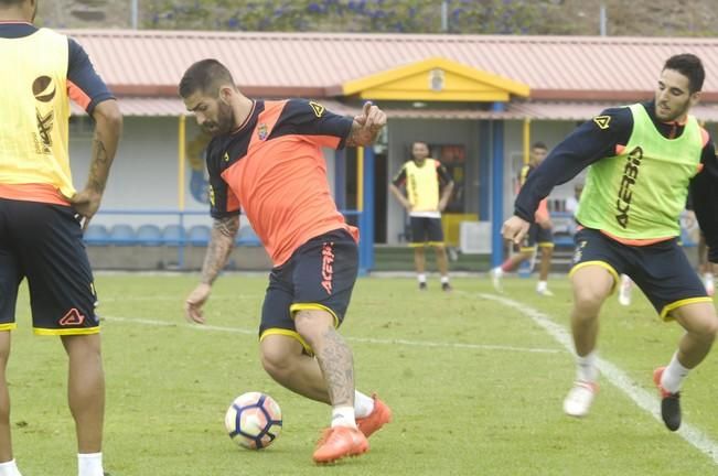 ENTRENAMIENTO DE LA UD LAS PALMAS EN BARRANCO ...