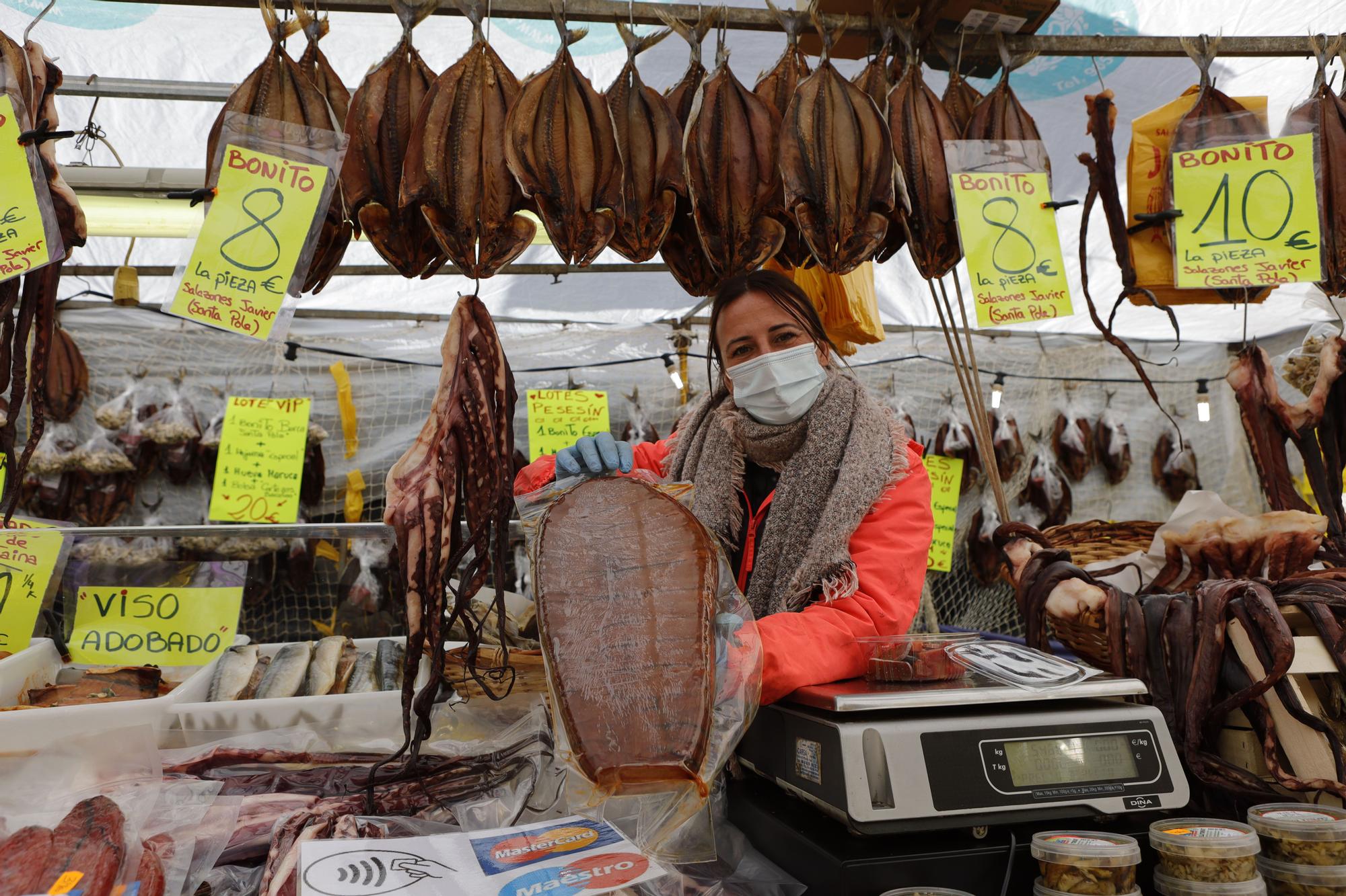 La Fira de Cocentaina prosigue con venta de vehículos, maquinaria agrícola y alimentación