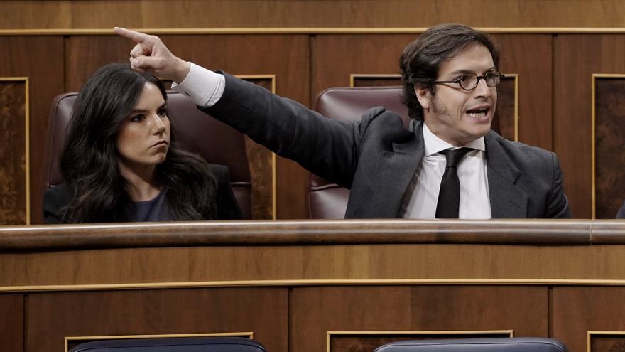 Los diputados Vox tensionan el debate de la amnistía e increpan al PSOE: &quot;¡Traidores! ¡Corruptos! ¡Genocidio el vuestro!&quot;