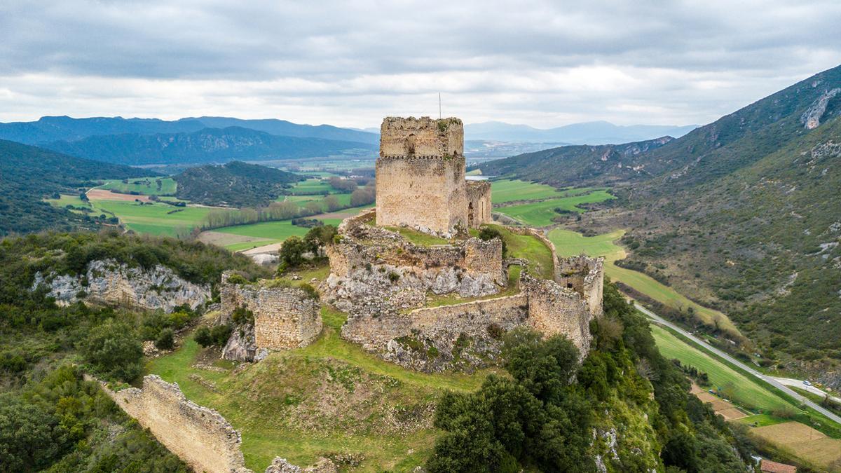 Recorriendo la historia: Álava entre castillos y torres