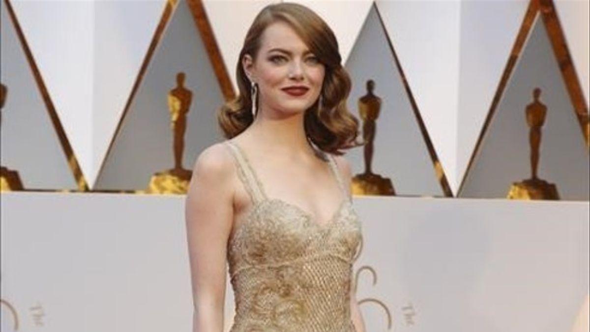 Emma Stone da a luz a su primer hijo