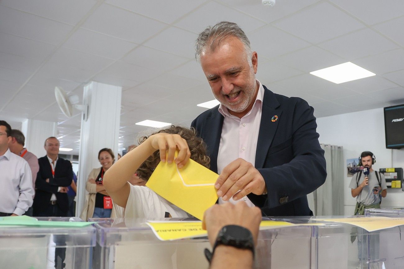 La jornada electoral del 28-M en Canarias, en imágenes