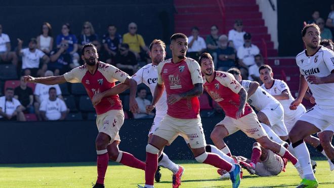 Derrota del Málaga CF frente al AD Ceuta en el Alfonso Murube (2-1)