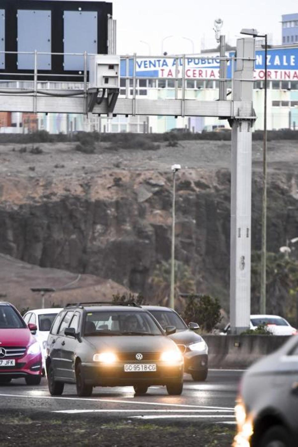 05-02-20 LAS PALMAS DE GRAN CANARIA. ZONA DE JINAMAR. LAS PALMAS DE GRAN CANARIA. Radar que mas multas pone   Fotos: Juan Castro.  | 05/02/2020 | Fotógrafo: Juan Carlos Castro