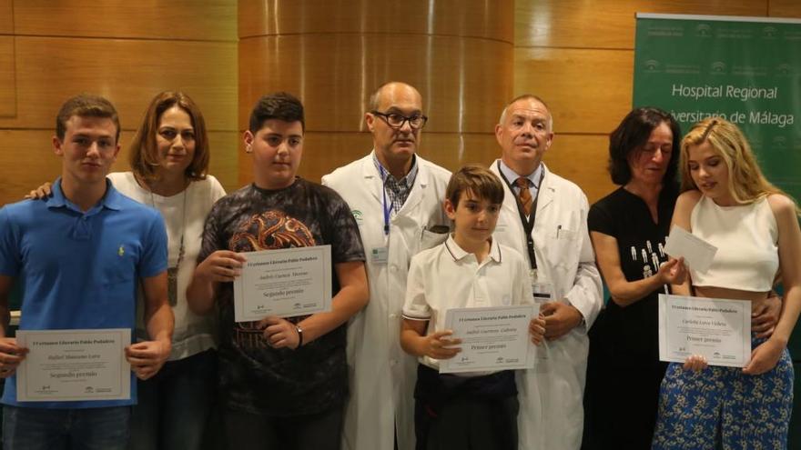 Ganadores de los premios en el concurso  &#039;Pablo Podadera a favor de la donación de órganos y tejidos&#039;.