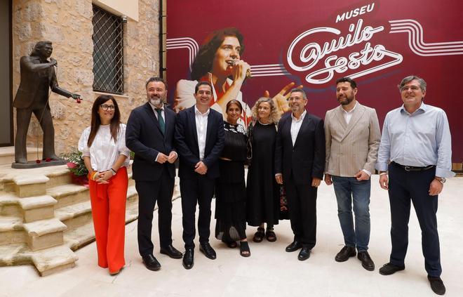 Alcoy inaugura el museo de Camilo Sesto