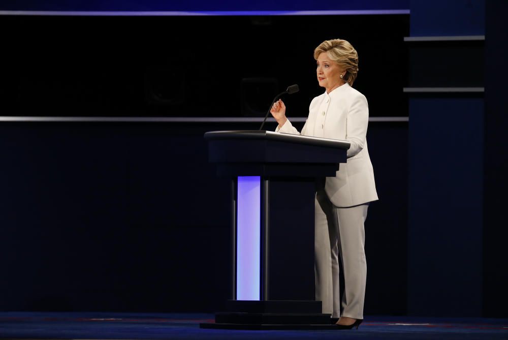 Hillary Clinton y Donald Trump se han enfrentado en el tercer y último debate de las elecciones en EEUU.