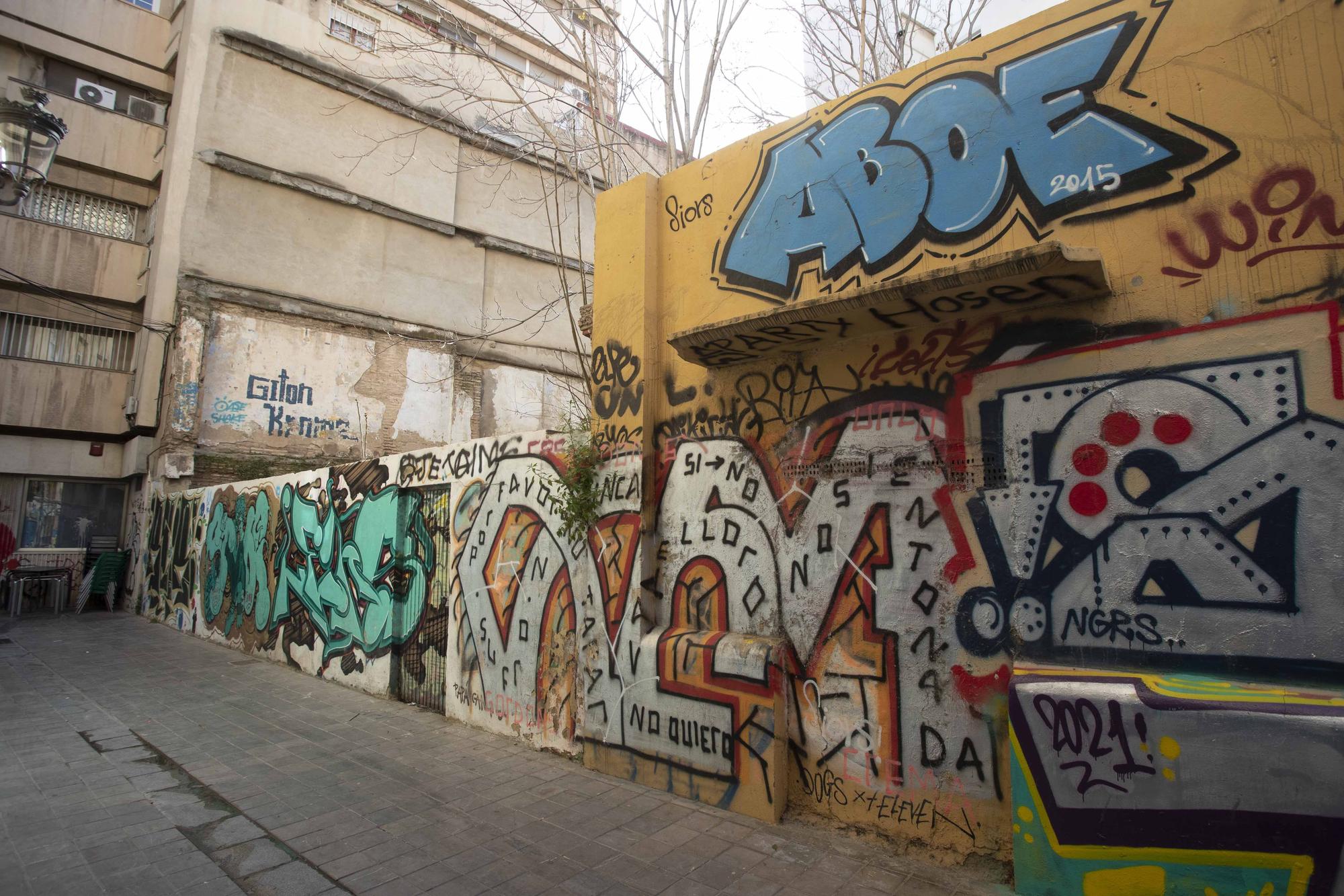 La València insólita en sus callejones sin salida.