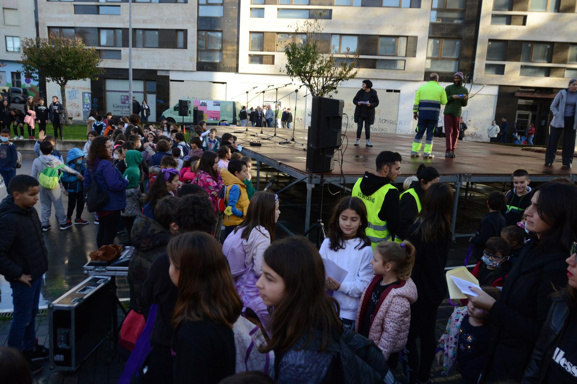 La celebración del Día Internacional contra las Violencias Machistas en Cangas